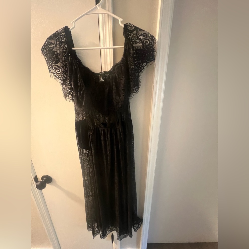 Forever 21 see through dress with snaps